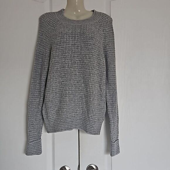 Denver Hayes Women's Knitted Crew Neckline Long Sleeves Sweater  Gray Small Peti - Picture 2 of 16